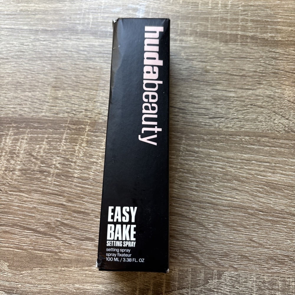 Huda Beauty Easy Bake Setting Spray 3.38 Fl Oz 100 Ml